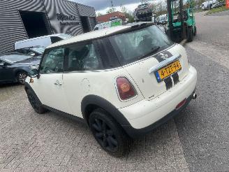 Mini One 1.4 One BJ 2007 166365 KM picture 2