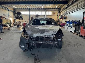Damaged car Peugeot 208 208 I (CA/CC/CK/CL), Hatchback, 2012 / 2019 1.4 HDi 2012/9