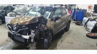Unfall Kfz Van Renault Captur Captur (2R), SUV, 2013 1.2 TCE 16V EDC 2016/12