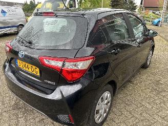 Toyota Yaris 1.5 HYBRID ACTIVE picture 3