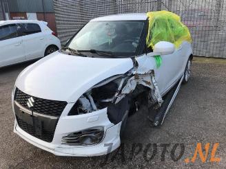 demontáž osobní automobily Suzuki Swift Swift (ZA/ZC/ZD), Hatchback, 2010 / 2017 1.6 Sport VVT 16V 2015/11