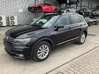 disassembly commercial vehicles Volkswagen Tiguan II 2.0 TDI 4motion 2017/9