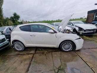 skadebil auto Alfa Romeo MiTo MiTo (955), Hatchback, 2008 / 2018 1.3 JTDm 16V Eco 2013/6