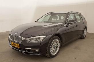 Vrakbiler auto BMW 3-serie 320i Luxury Edition Automaat 60.598 km 2019/1