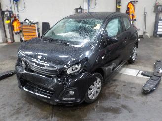 Auto incidentate Peugeot 108 108 Hatchback 1.0 12V (1KRFE) [50kW]  (05-2014/...) 2015/2