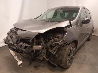 uszkodzony samochody osobowe Renault Scenic Grand Scénic III (JZ) MPV 1.2 16V TCe 115 (H5F-400(H5F-A4)) [85kW]  =
(04-2012/12-2016) 2014/3