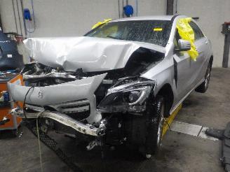 damaged microcars Mercedes A-klasse A (W176) Hatchback 1.6 A-180 16V (M270.910) [90kW]  (09-2012/05-2018) 2013