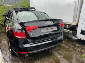 krockskadad bil auto Audi A4 LIMOUSINE (B8) 1.4 TFSI  110KW AUTOMAAT 2018/5