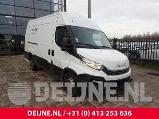 Salvage car Iveco New Daily New Daily VI, Van, 2014 33S14, 35C14, 35S14 2014/9