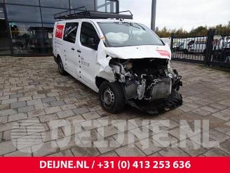 Voiture accidenté Toyota ProAce ProAce, Van, 2016 2.0 D-4D 122 16V Worker 2021/9