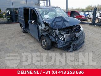 uszkodzony samochody osobowe Mercedes Vito Vito (447.6), Van, 2014 1.7 110 CDI 16V 2020/10