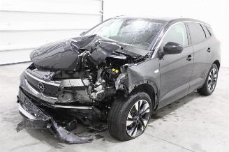Salvage car Opel Grandland X 2022/11