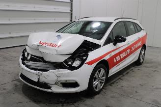 Coche accidentado Opel Astra  2021/5
