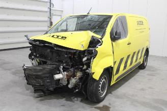 damaged passenger cars Peugeot Expert  2021/7
