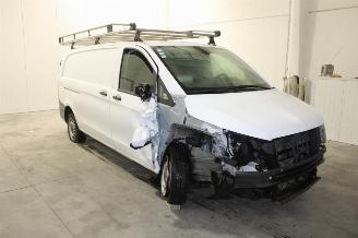 skadebil auto Mercedes Vito  2019/6