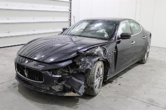 Auto incidentate Maserati Ghibli  2016/10