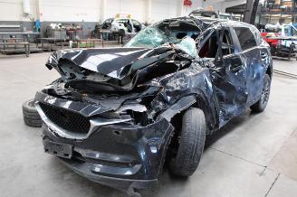 Vaurioauto  passenger cars Mazda CX-5  2019/7