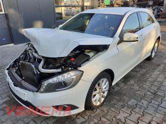 Damaged car Mercedes A-klasse A (W176), Hatchback, 2012 / 2018 1.6 A-180 16V 2014
