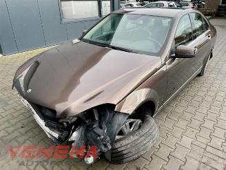 Damaged car Mercedes C-klasse C (W204), Sedan, 2007 / 2014 1.8 C-200 CGI 16V 2013/8