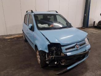 damaged passenger cars Fiat Panda  2012/7