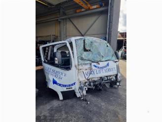 damaged passenger cars Nissan NT 400 Cab-Star NT 400 Cabstar, Ch.Cab/Pick-up, 2014 3.0 DCI 35.13 2019/2