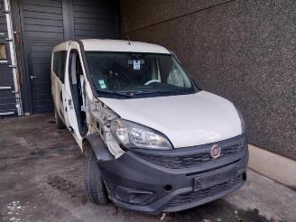 damaged passenger cars Fiat Doblo Doblo Cargo (263), Van, 2010 / 2022 1.3 D Multijet 2017/5