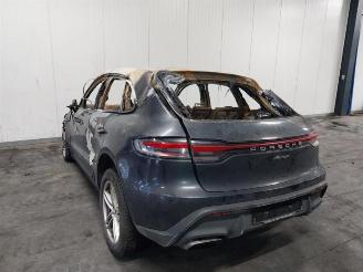 dommages fourgonnettes/vécules utilitaires Porsche Macan Macan (95B), SUV, 2014 2.0 16V Turbo 2022/10