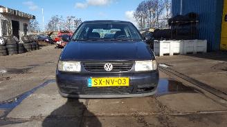 ojeté vozy osobní automobily Volkswagen Polo Polo (6N1) Hatchback 1.6i 75 (AEE) [55kW]  (10-1994/10-1999) 1998/2