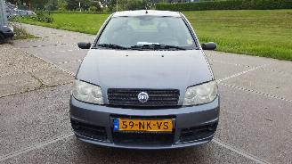 krockskadad bil auto Fiat Punto Punto II (188) Hatchback 1.2 60 S (188.A.4000) [44kW]  (09-1999/12-2010) 2003/11