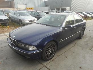 damaged commercial vehicles BMW 5-serie e39  523i 1996/1