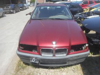 Auto incidentate BMW 3-serie e 36 316i 1992/1