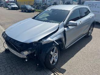 škoda osobní automobily Mercedes GLA  2015/1