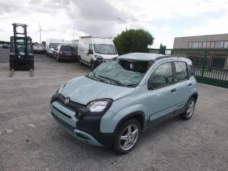 Auto incidentate Fiat Panda 1.0 HYBRIDE 2020/9