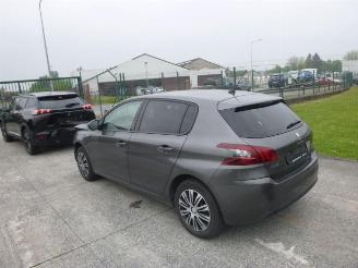 Salvage car Peugeot 308 STYLE  1.2 2020/3
