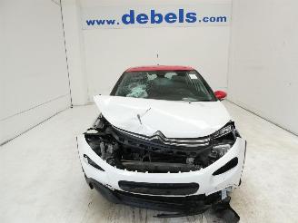 damaged passenger cars Citroën C3 1.2  III FEEL 2020/2