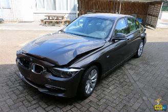 uszkodzony samochody osobowe BMW 3-serie (F30) 320D 2012/4