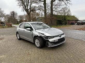 Damaged car Volkswagen Golf HYBRIDE AUTOMAAT eTSI Navi Clima Trekhaak B.J 10-2022 2022/10