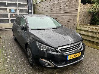 Peugeot 308 1.2 96kw. Automaat picture 1