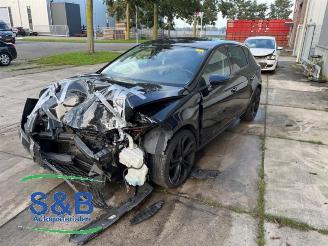 Coche accidentado Seat Leon Leon (5FB), Hatchback 5-drs, 2012 2.0 TDI Ecomotive 16V 2013/2