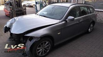 Avarii autoturisme BMW 3-serie 3 serie Touring (E91), Combi, 2004 / 2012 320d 16V Efficient Dynamics Edition 2012/2
