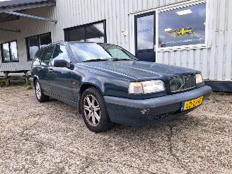 Vrakbiler auto Volvo 850 2.5 I AUTOMATIC. 1995/2