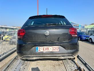 Coche siniestrado Volkswagen Polo 1.0 MPI WVWZZZAWZKY074564 2019/1
