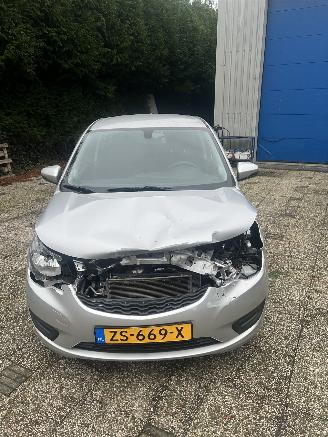 uszkodzony samochody osobowe Opel Karl 1.0 ecoFLEX 120 Jaar Edition    41119 nap 2019/7